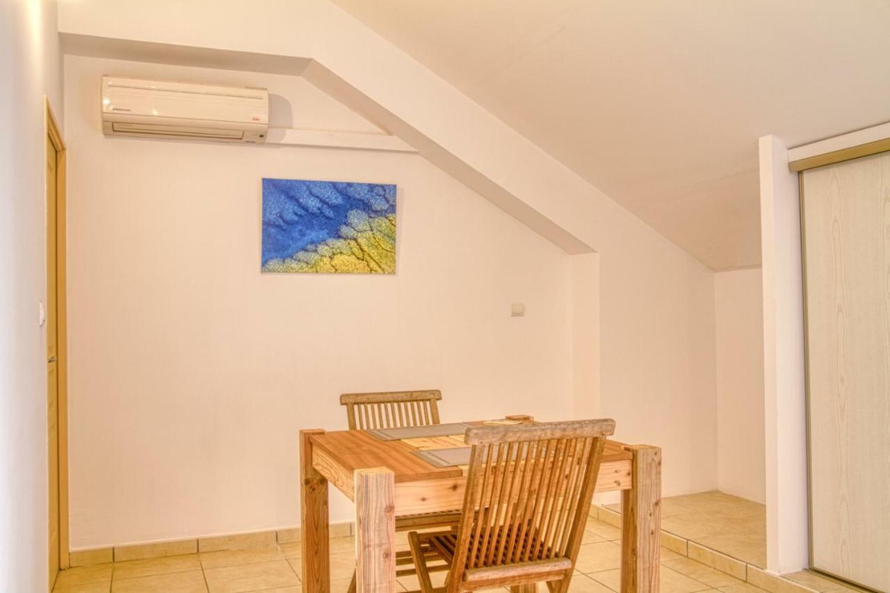 Bakkasab St Gilles Apartment Saint-Gilles Les Bains Exterior photo